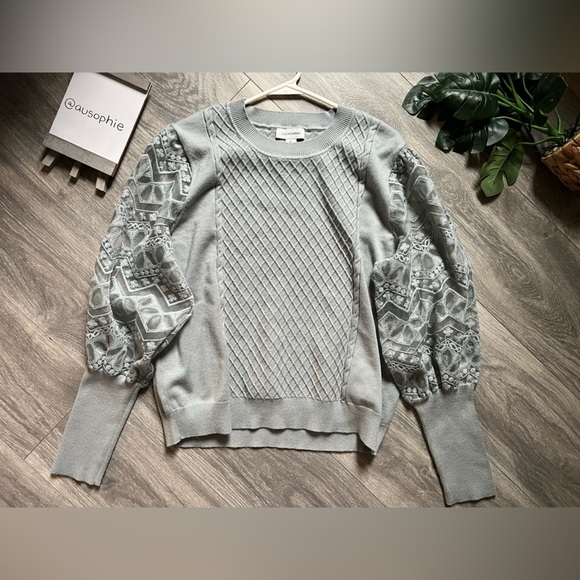 Calligraphie sheer puff sleeve sweater top. - Picture 4 of 10